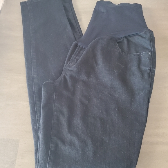 Old Navy Maternity Black Skinny Jeans - Picture 8 of 12